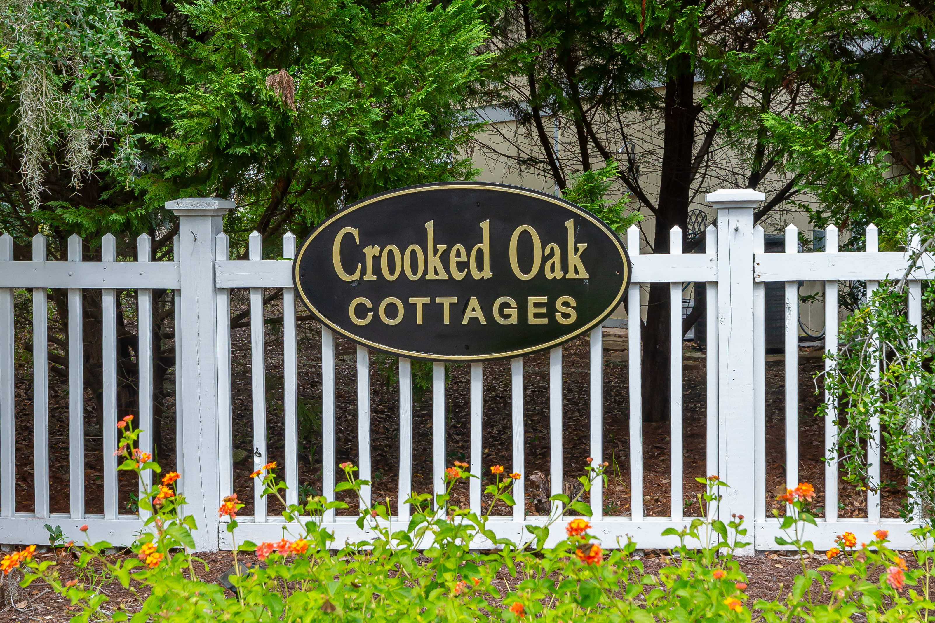 Crooked Oak Cottages